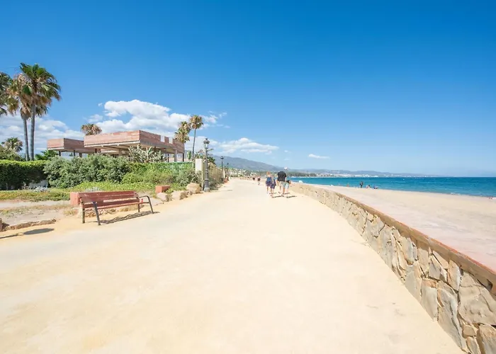 Beach Apartment In Golden Mile / Puerto Banus