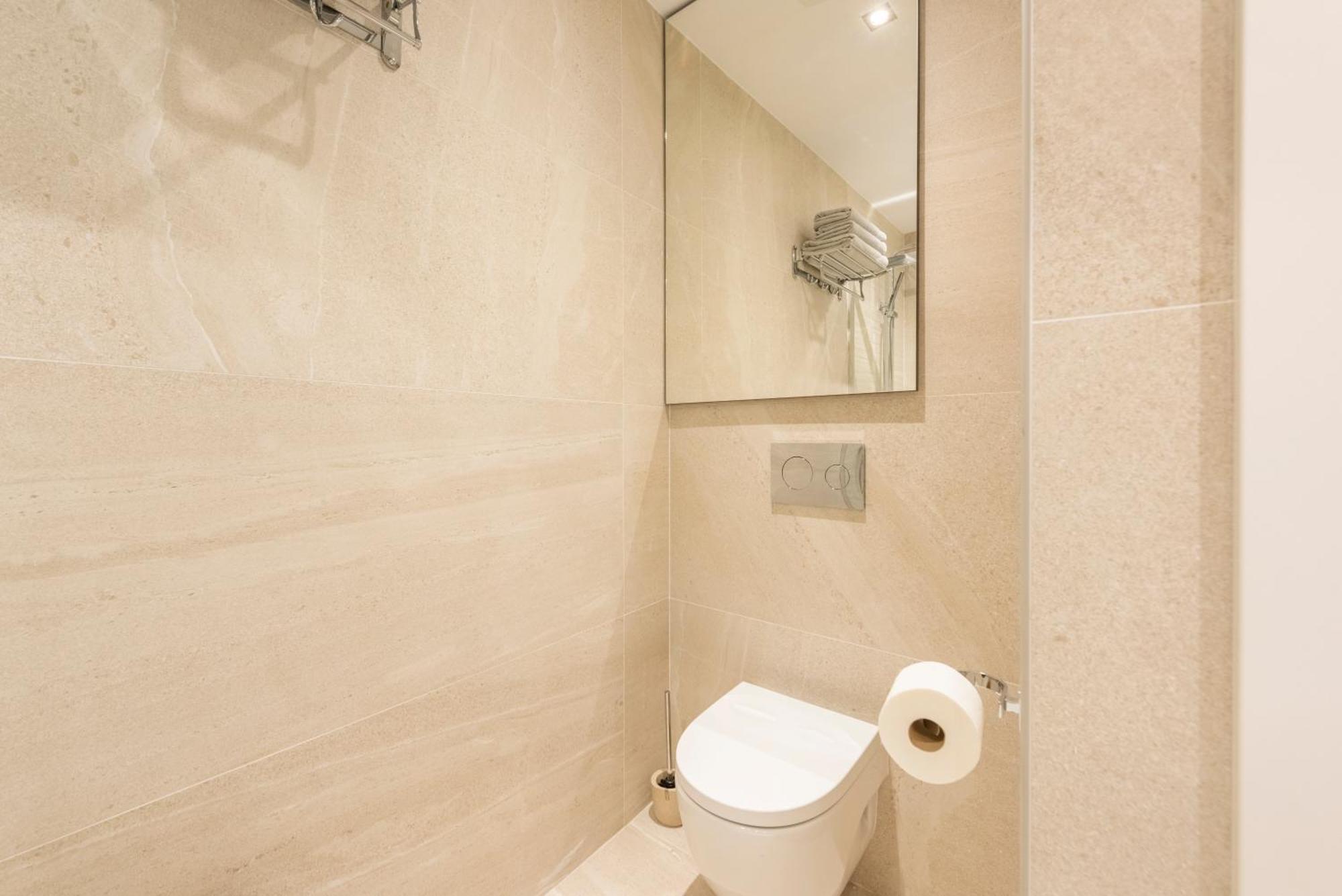 Apartment In Golden Mile / Puerto Banus