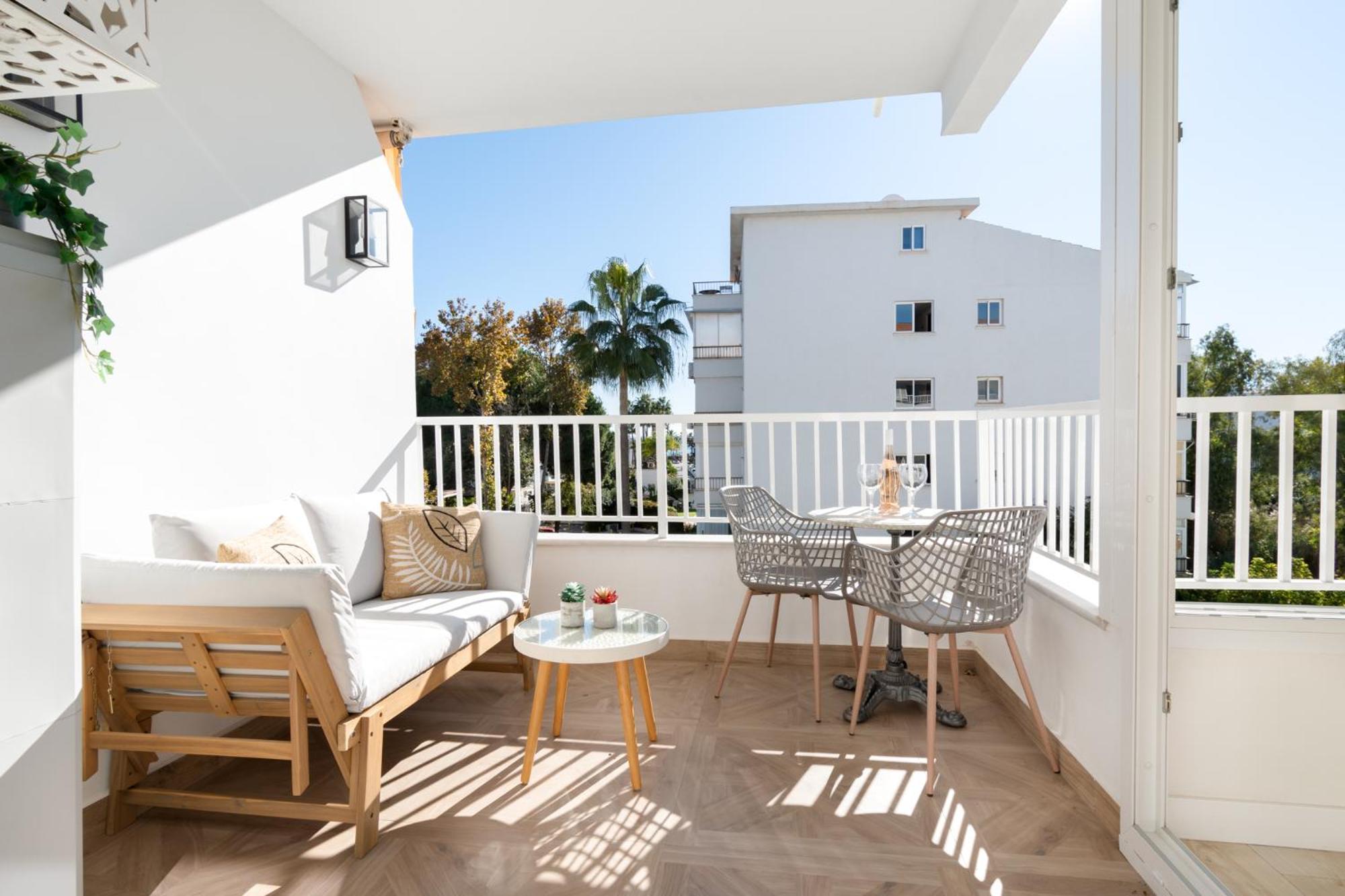 Apartment In Golden Mile / Puerto Banus